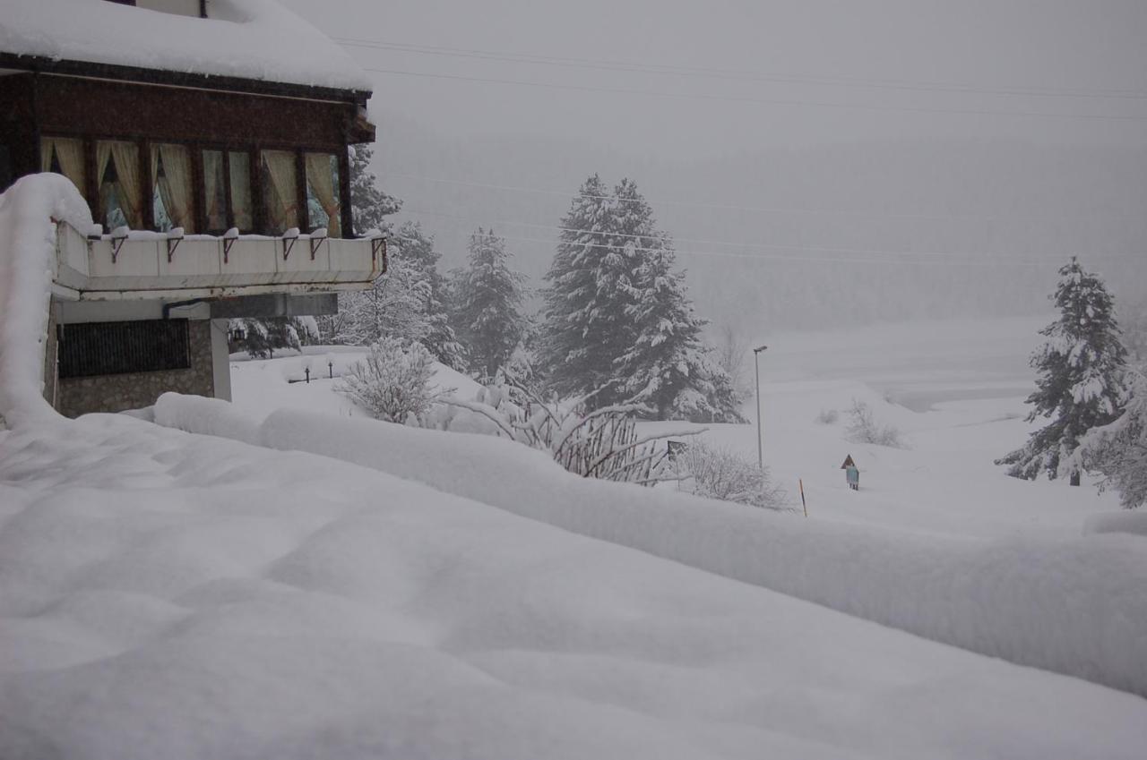 Hotel Lo Sciatore Cotronei Exterior photo